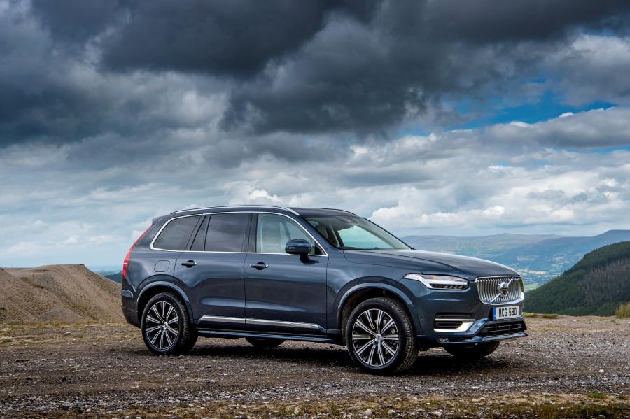  Volvo XC90 B5 Inscription 2019 года  (UK) (фото 38 из 40)